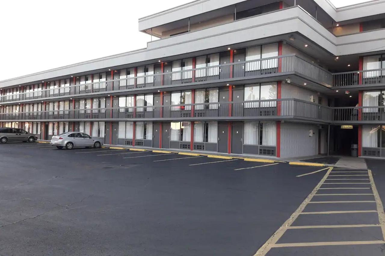 Clarion Pointe University/Expo Louisville Dış mekan fotoğraf